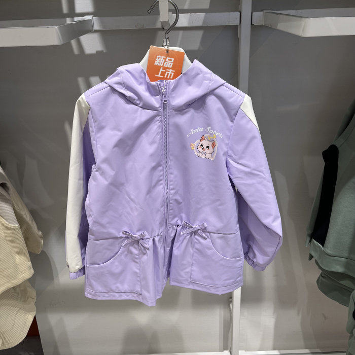安踏儿童外套专柜正品2026年冬女小童潮流梭织运动风衣362649620L