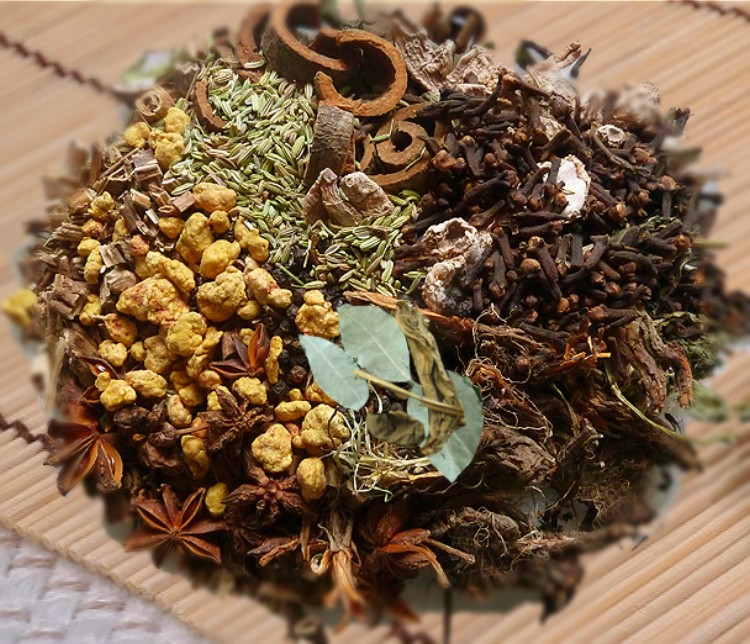 钓鱼秘方专业钓鱼泡酒配方含阿魏灵草排草香叶山奈甘松等香料大全