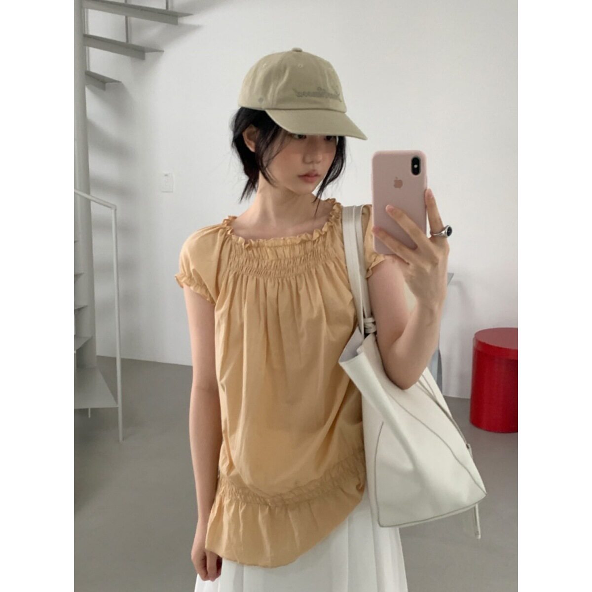 已出货 韩国东大门夏季黄油色泡泡袖甜美温柔褶皱短袖衬衫女13885