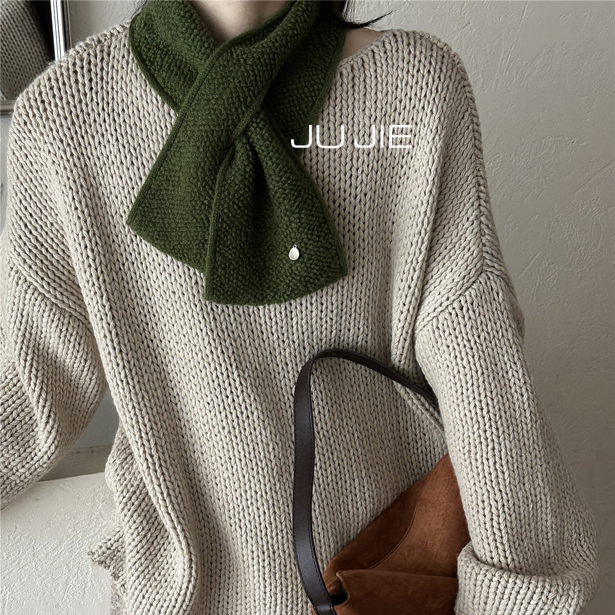 甜美简约针织围巾女男秋冬季百搭保暖交叉围脖纯色圣诞氛围感外搭,服饰配件/皮带/帽子/围巾,围巾/丝巾/披肩,淘宝优惠券,粉丝福利购,淘宝优惠卷