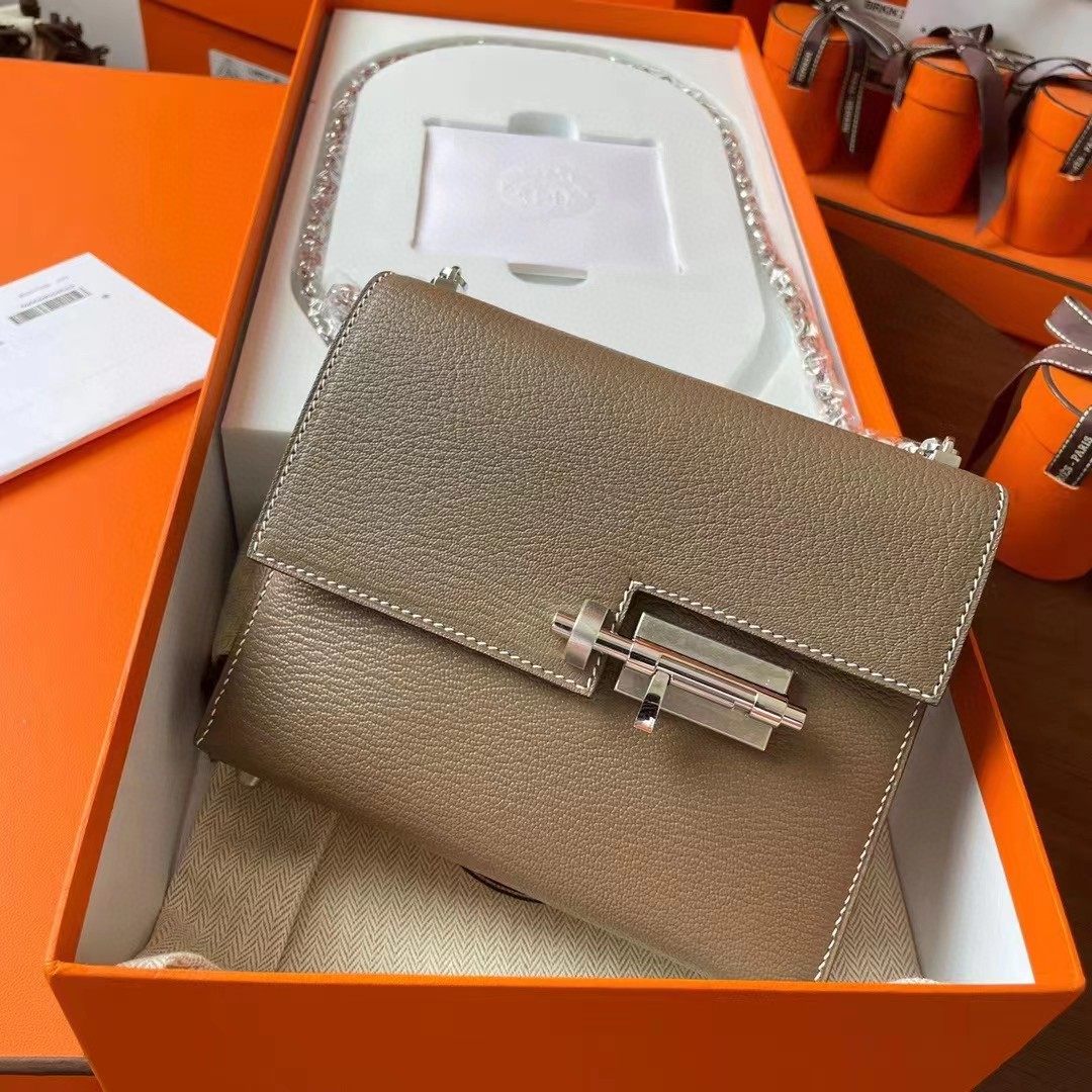 山羊皮verrou插销包mini链条斜挎小方包纯手缝蜡线手工女士包