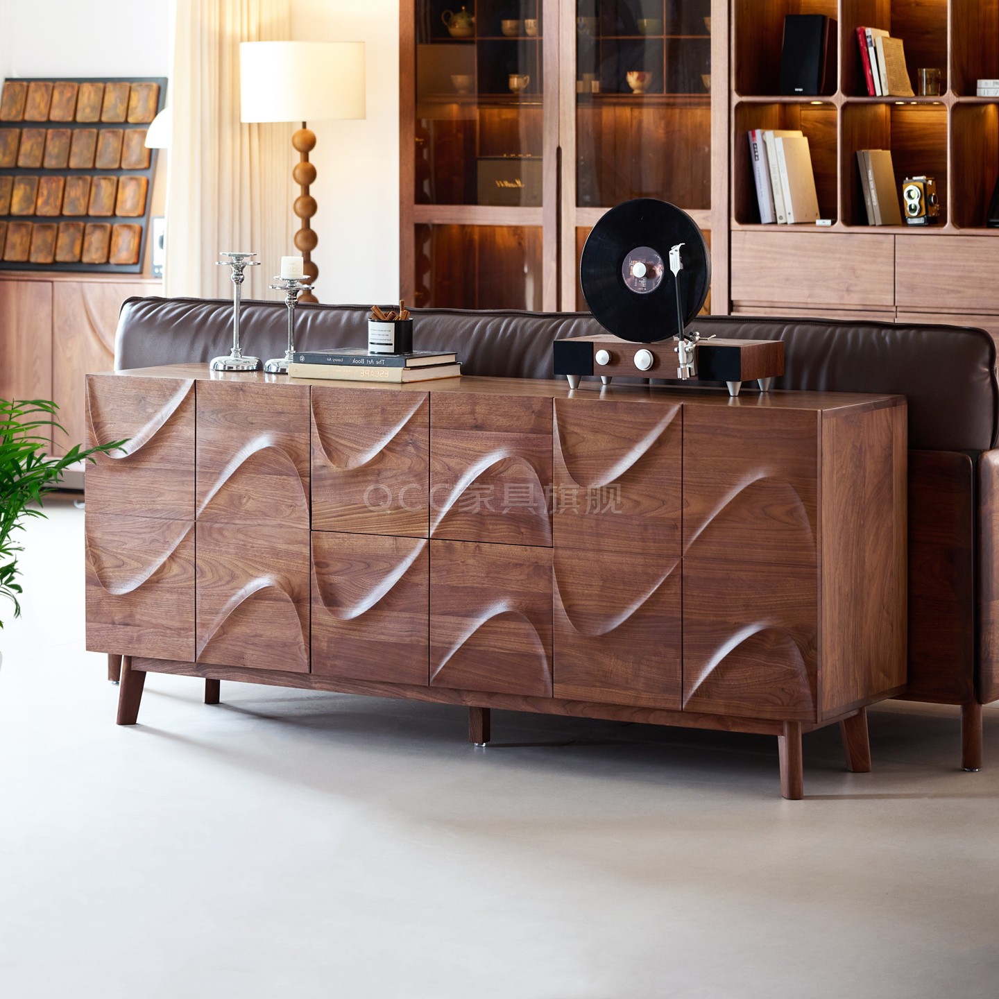 北美黑胡桃木餐边柜意式展示柜