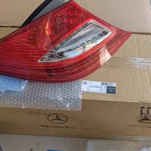 适用于奔驰CLS300 CLS350 CLS500 CLS63后尾灯照明灯