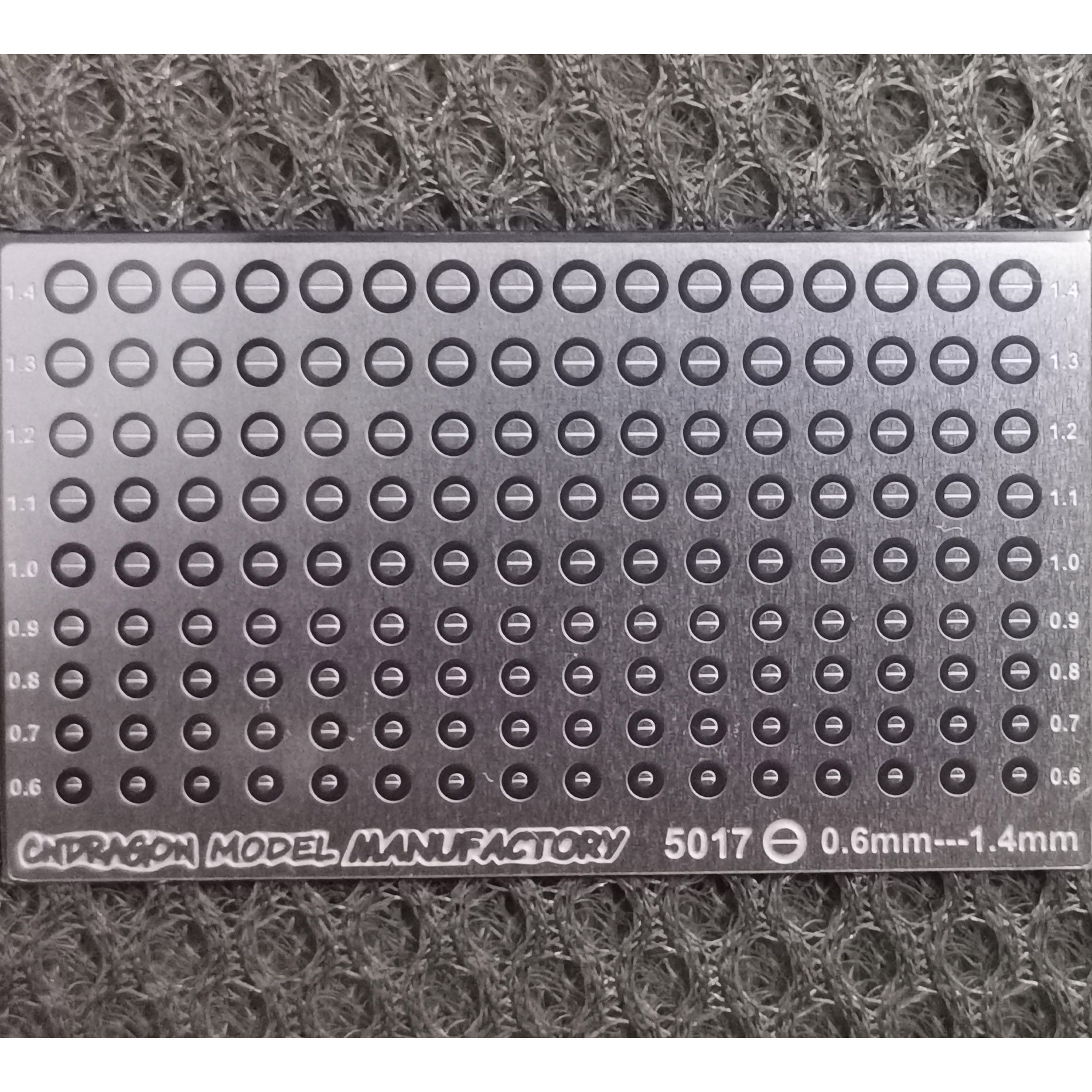 0.6-1.4mm 一字槽法兰螺帽钉头 1/24 1/12 车模型改造蚀刻片