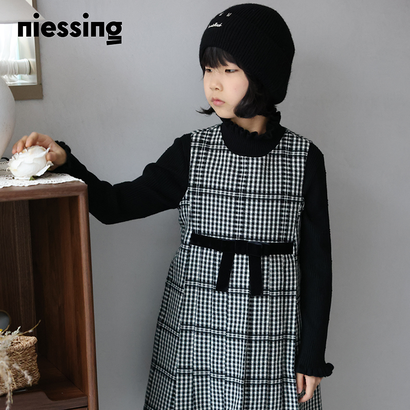 NIESSING尼辛波浪领针织衫