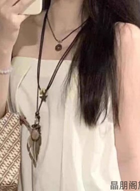 2024挂饰设计感新款古风树叶项链