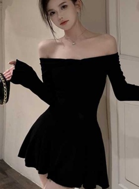 大码女装胖mm纯欲性感收腰黑色长袖一字肩连衣裙高级感名媛礼服裙