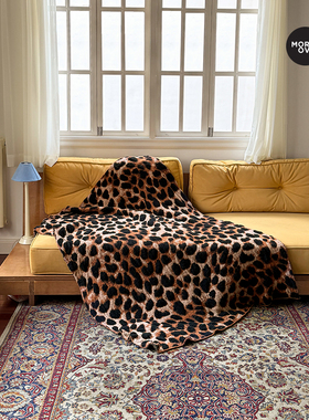 Moreover豹纹毛毯办公室午睡毯秋冬半边绒盖毯沙发毯空调毯子