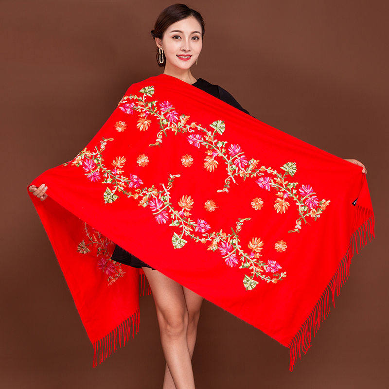秋冬季西藏尼泊尔刺绣花仿羊绒女大红披肩民族风围巾加厚两用斗篷