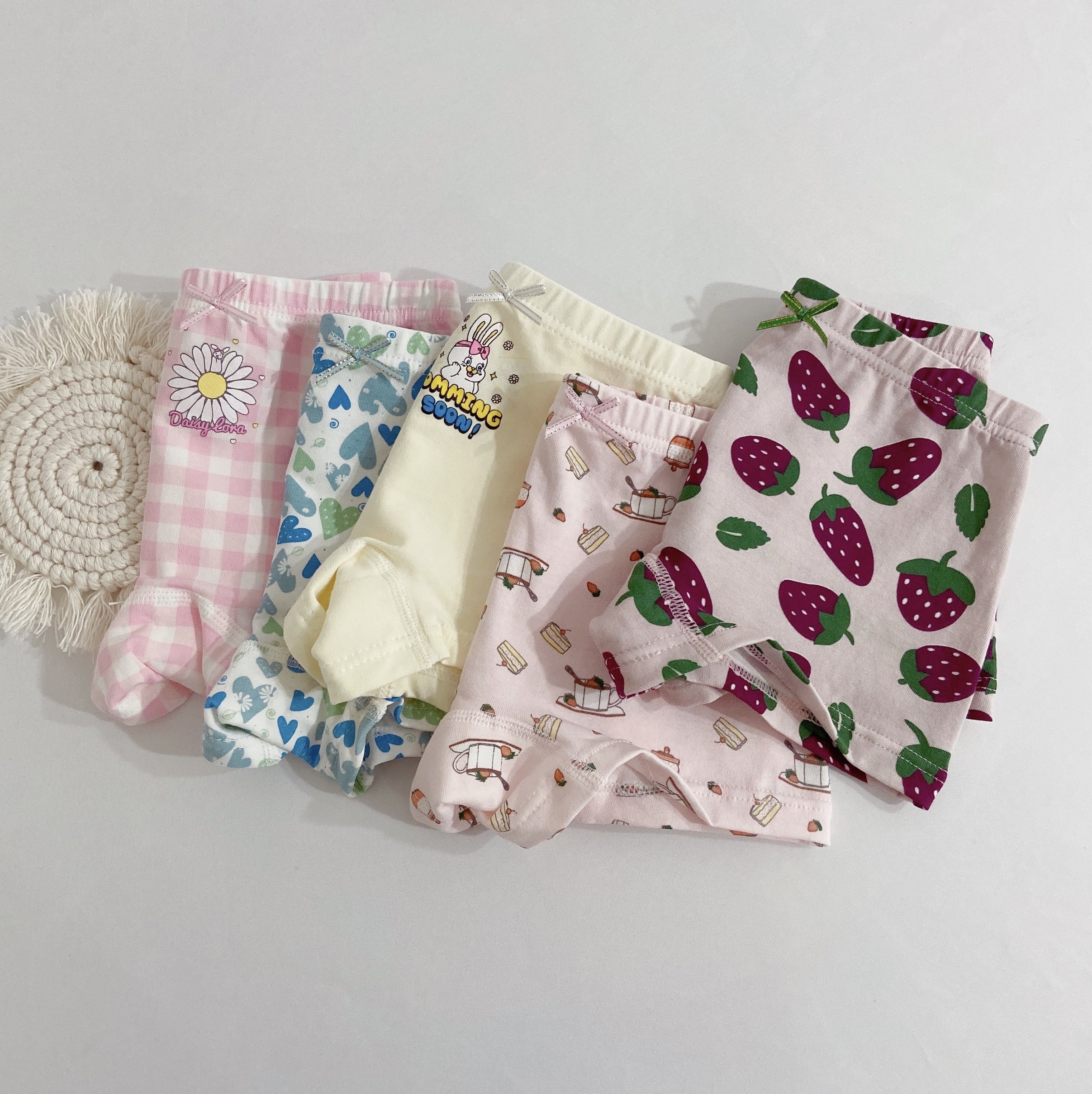 儿童内裤女可爱草莓宝宝平角短裤透气纯棉女童四角裤不夹pp小裤衩