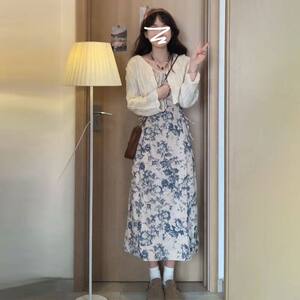 茶歇法式碎花吊带连衣裙子女夏季2026早秋新款高级感海边度假长裙