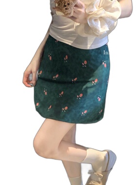 INNER SPRING春序-身裙女夏季绿色A字短裙+纯欲白色上衣套装9272