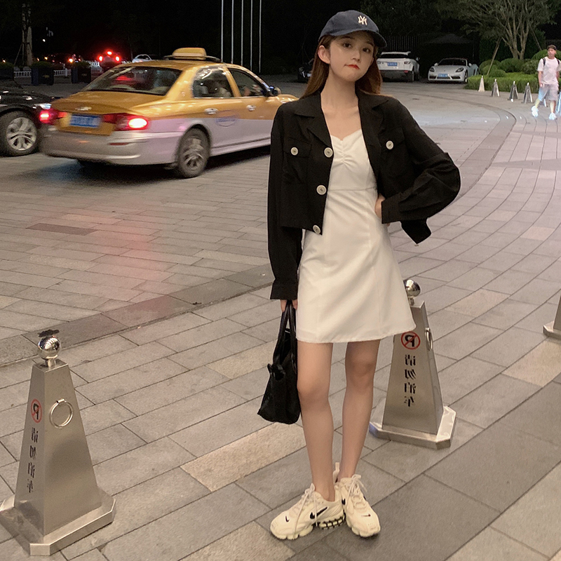 Spring 2020 new fashion net red short coat top women's Korean version cool goddess versatile thin coat woman