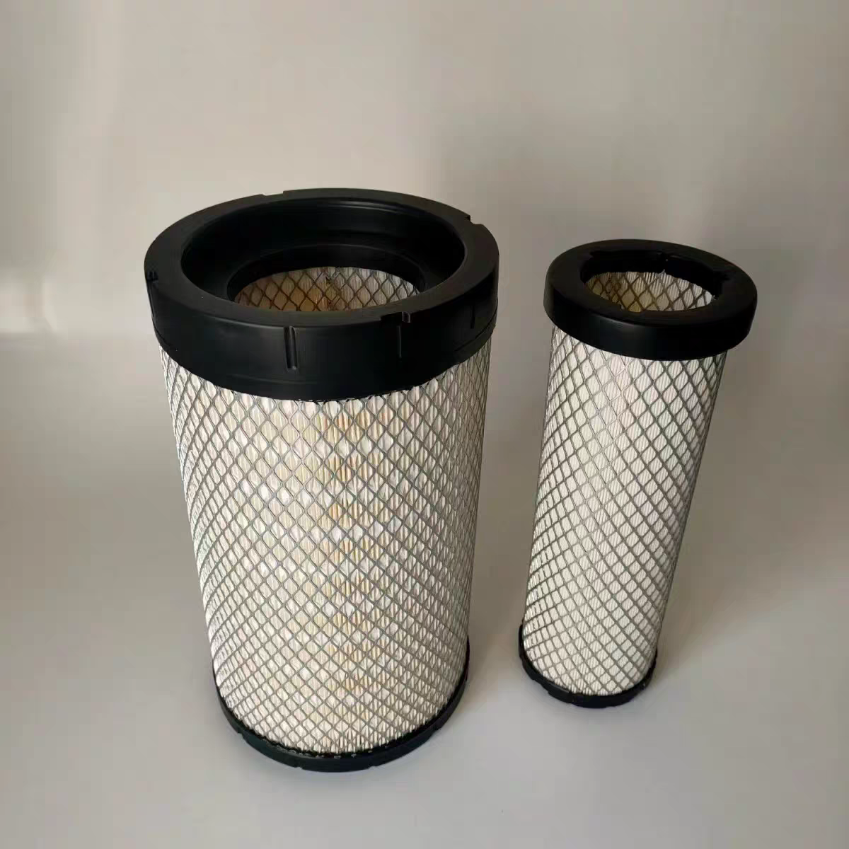 K2034PU客车空滤适配凯斯特2034新宇通AF26613/4空气滤清器滤芯格