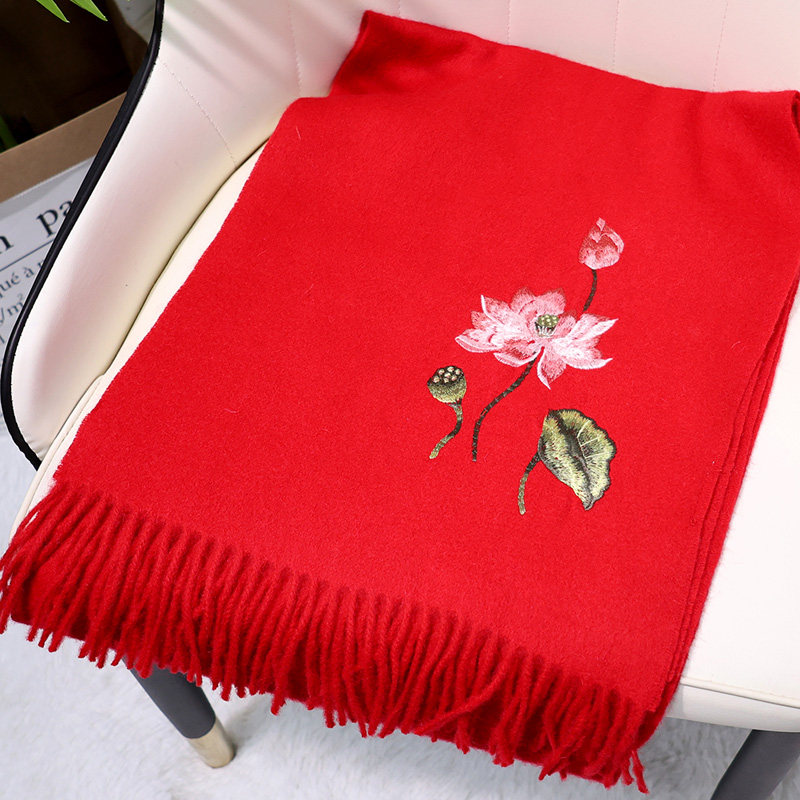 2025秋冬新款围巾女绵羊毛刺绣加厚保暖披肩女送妈妈长辈红色礼盒