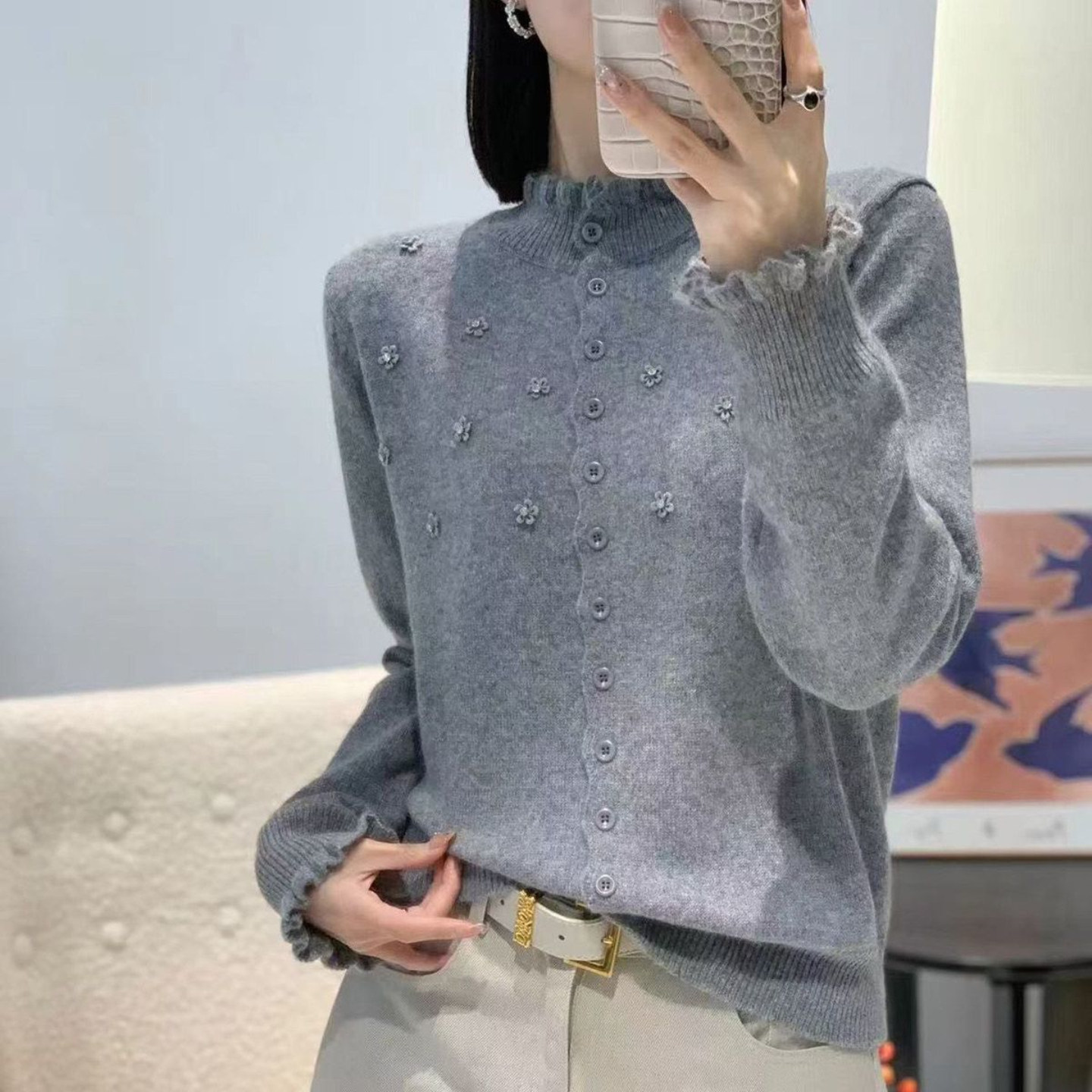 甜美风木耳边立领针织衫女2026春装立体花朵套头宽松百搭毛衣外套