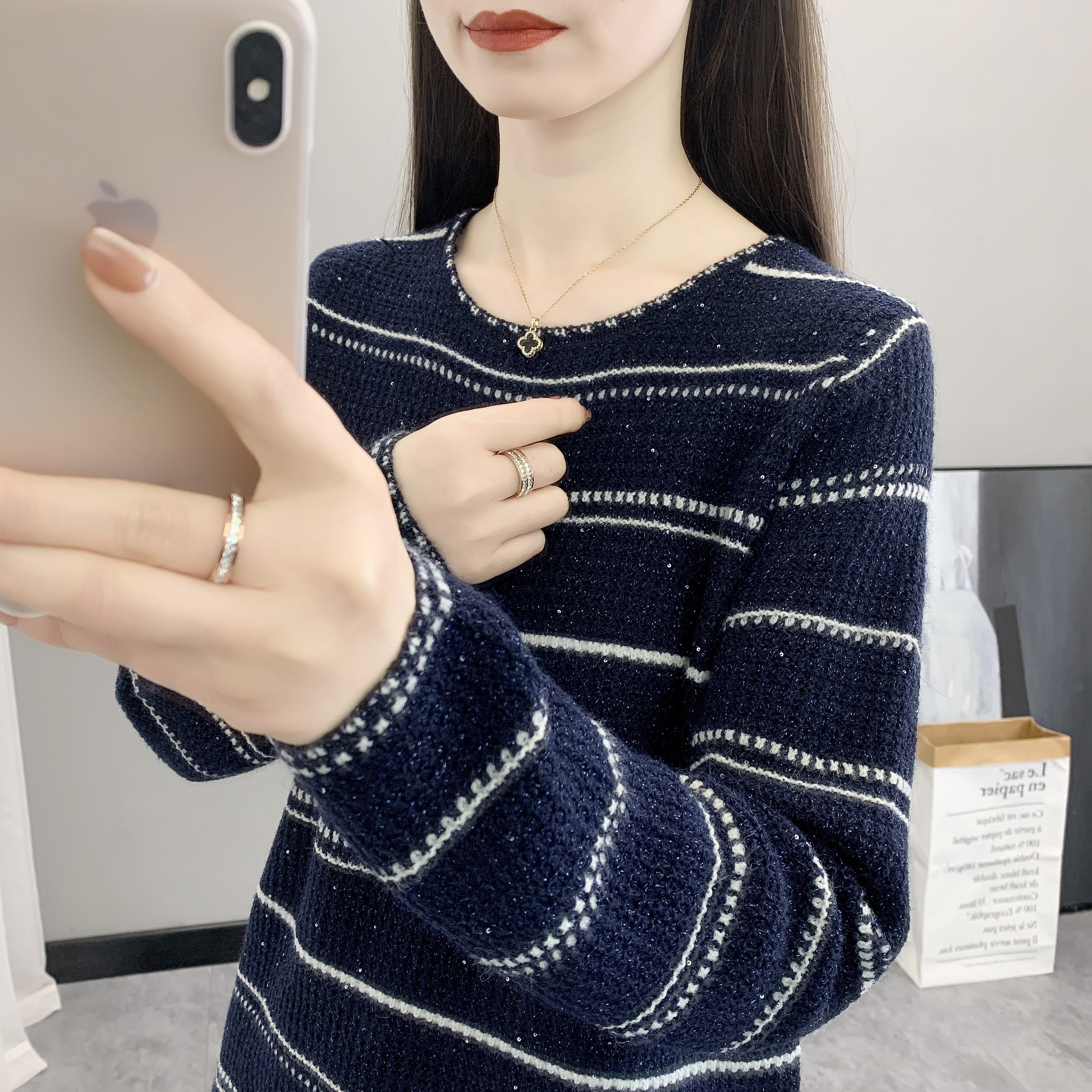 春装条纹针织衫女女装洋气上衣