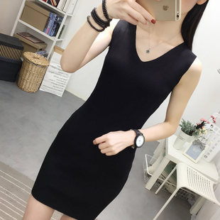 无袖打底衫女中长款秋冬v领韩版修身黑色毛衣紧身针织连衣裙秋季