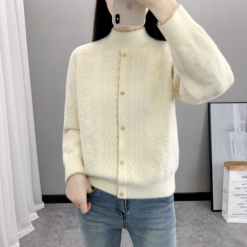 温柔韩系半高领针织打底衫女毛衣