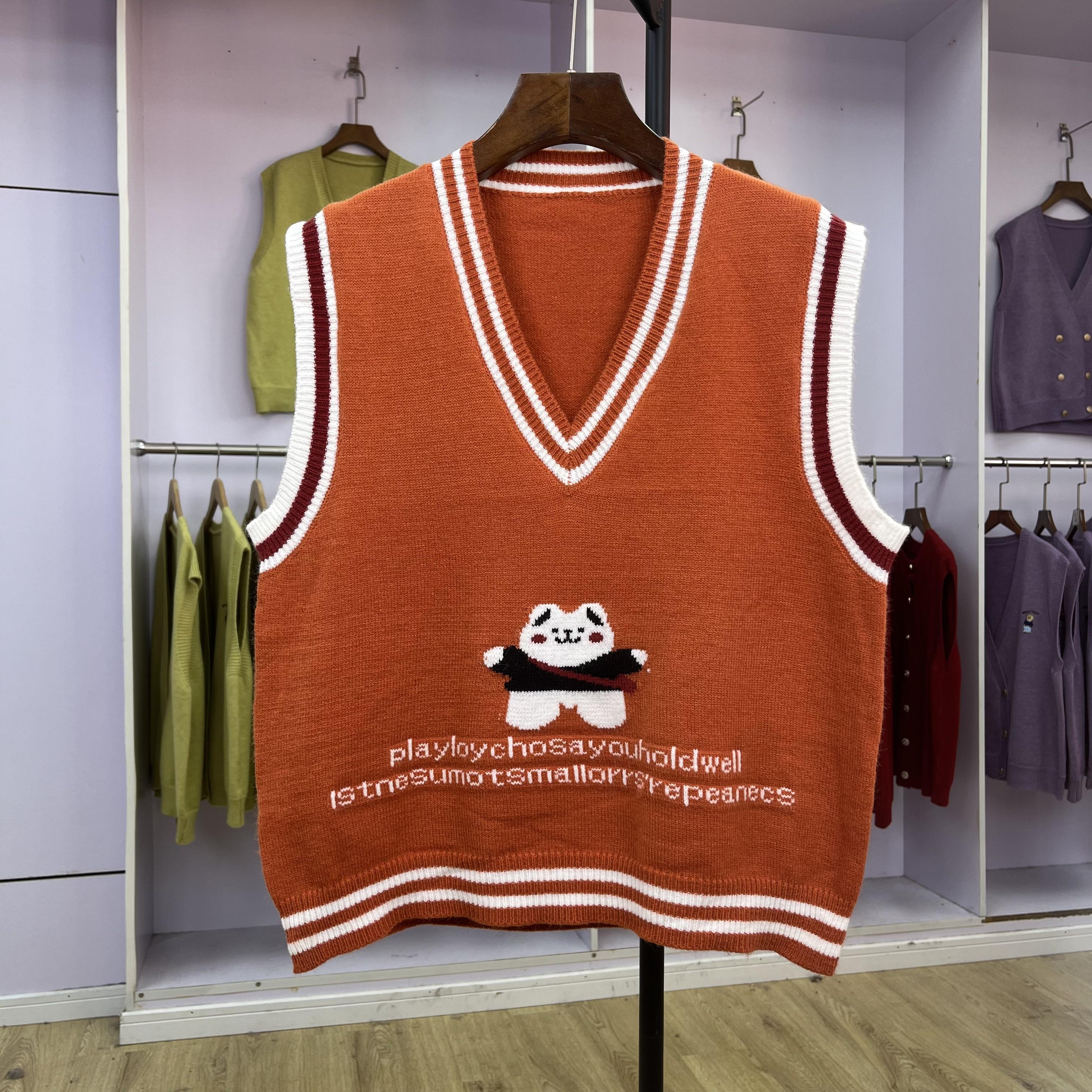 729 秋冬季V领小熊提花针织马甲2024年新款韩版减龄外穿女士马夹