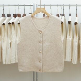 388 短款针织开衫马甲女新款春秋外搭纯色宽松无袖坎肩背心上衣