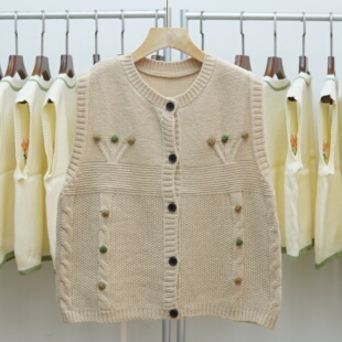 439 复古圆领针织马甲女短款纽扣开衫无袖背心小清新毛衣坎肩