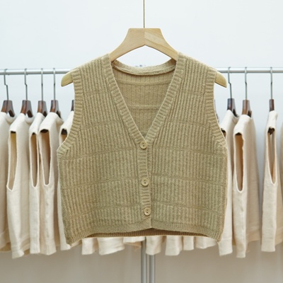 针织马甲女春秋叠穿搭