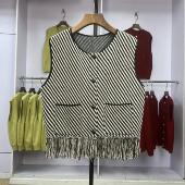 084 百搭背心毛衣条纹流苏设计感秋冬上衣 圆领文艺女洋气高级时尚