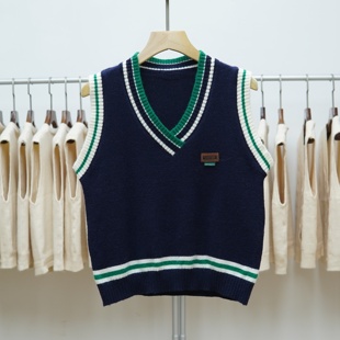 套头百搭坎肩背心毛衣外套 V领针织马甲女短款 638 2025秋冬新款