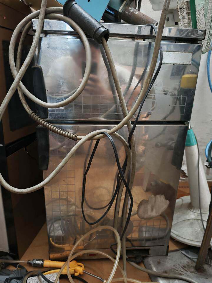 3月19日泉州机器设备及衣物网络拍卖公告