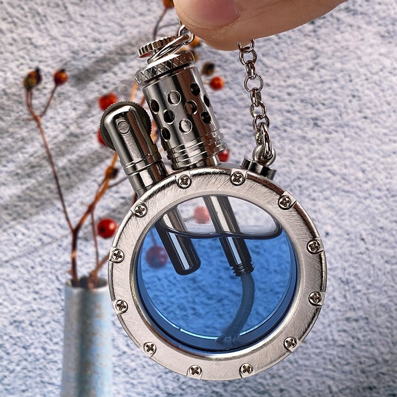 新型可视网红送男友煤油打火机