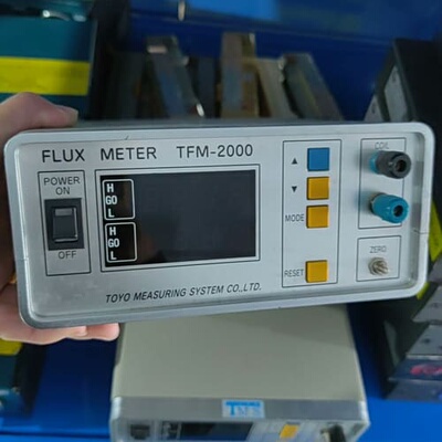 议价TOYO TFM-2000磁通测量仪，，成色几乎可维修
