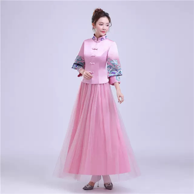 出租凭晚礼服伴娘服主持演出摄影写真服装昆明德宏临沧迪庆丽江