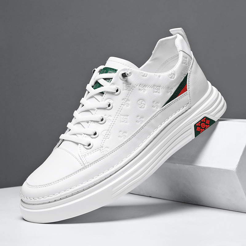 2025秋季新款板鞋工作鞋韩版休闲小白鞋子男百搭舒适学生板鞋