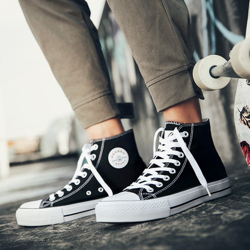 人本纯色学生系带高帮帆布鞋