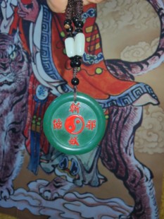 茅山玉佩林正英的玉佩斩妖治邪东陵玉