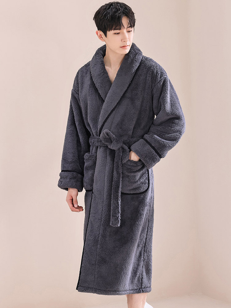 PAJAMAS MENS DRESSGOWNS AUTUMN AND WINTER CORAL VELVET THICKENED AND VELVET SPRING AND AUTUMN FLANNEL WARM HOME CLOTHES BATHROBES LONG STYLES