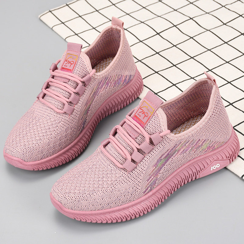 春秋款圆头平底运动休闲妈妈鞋