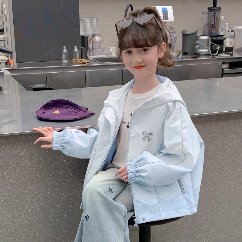 女童冲锋衣春秋款2025新款洋气童装小女孩薄上衣外穿儿童外套秋装