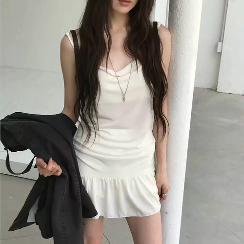 收腰显瘦连衣裙女荷叶边吊带裙