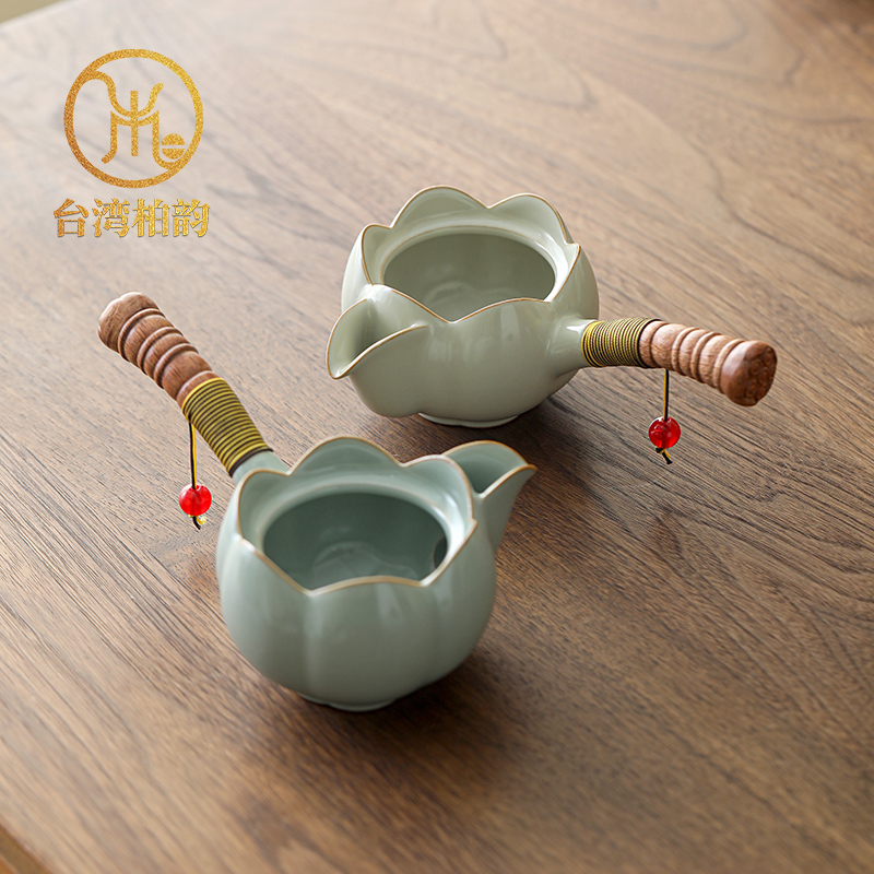 台湾柏韵汝窑莲花公道杯家用陶瓷茶具高档冰裂釉茶海分茶器不烫手