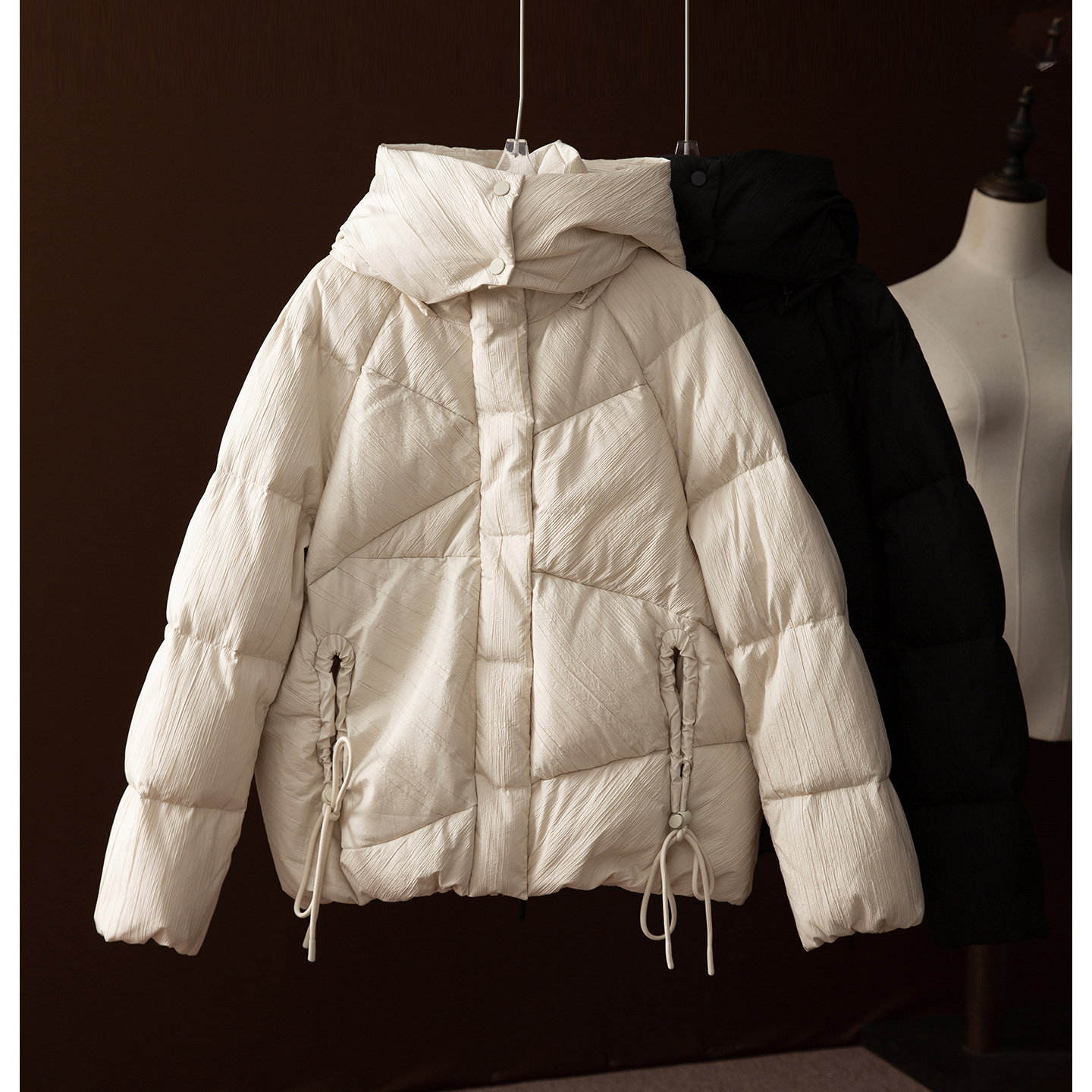 高定90白鹅绒压褶龟背款连帽羽绒服泡芙鹅绒服2025年冬季保暖外套