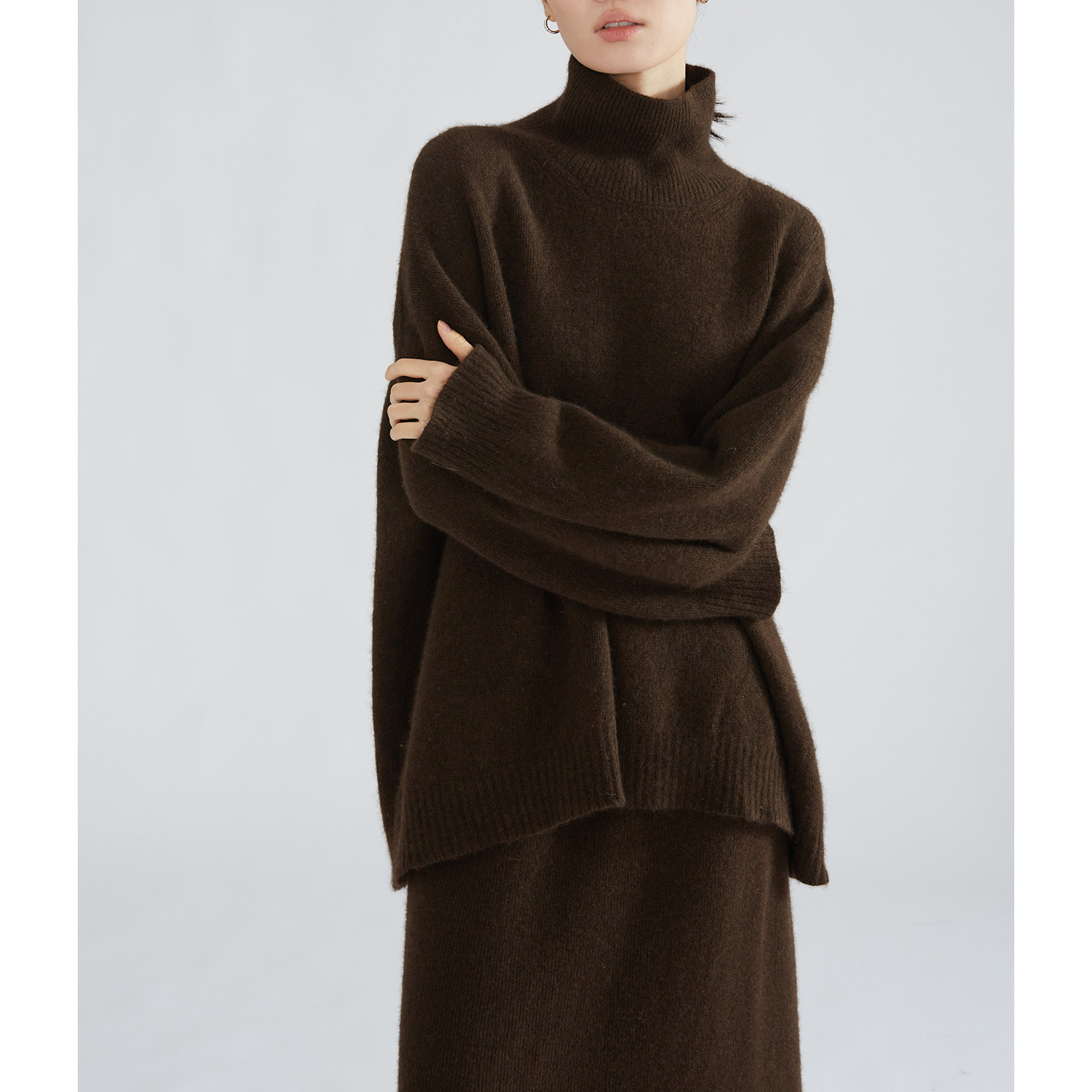 一丝牵100%牦牛绒长绒软糯加厚毛衣女宽松慵懒风高领中长针织衫冬