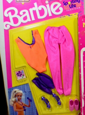 预 Barbie Sporting Life Fashions 1990 芭比哑铃衣服配件