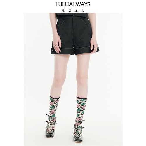 LULUALWAYS【商场同款】秋季新款通勤百搭显瘦黑色高腰A字短裤