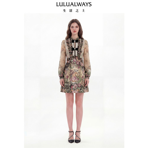 LULUALWAYS我爱露露26春季新款复古宫廷风立领蝴蝶结短款连衣裙