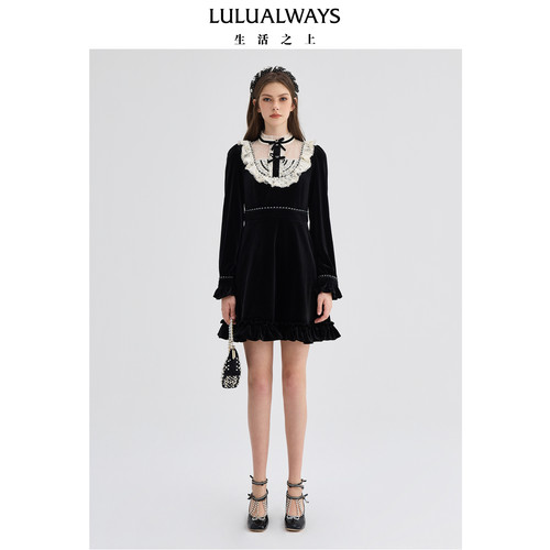 LULUALWAYS黑白花边拼接连衣裙