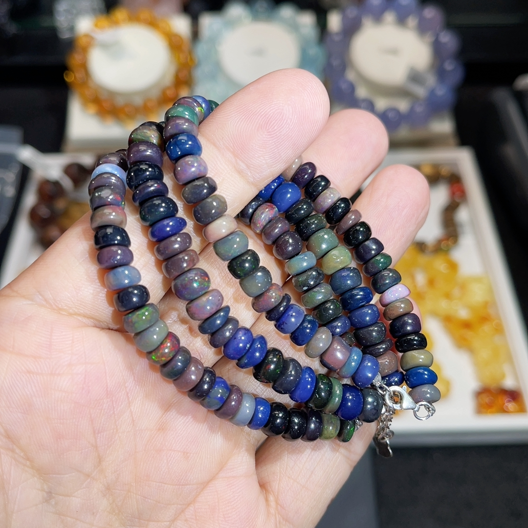 澳大利亚黑欧泊手链