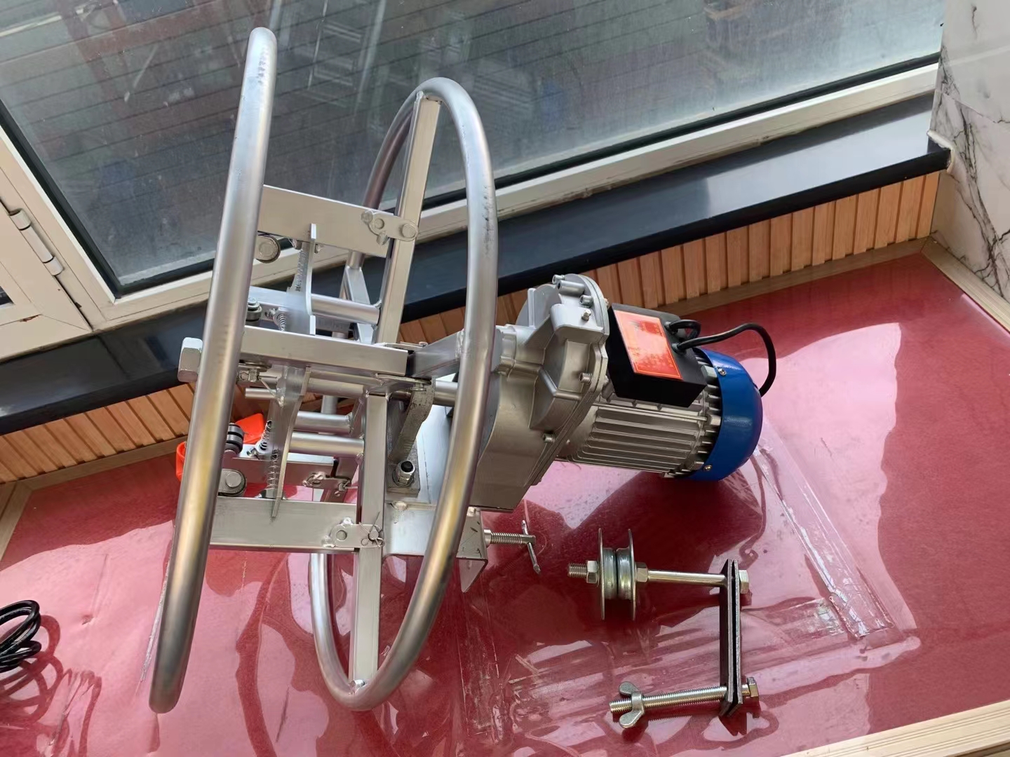 电动吊篮规格和价格杰鸣安装施工方案@安装验收规范@卷绳收绳器