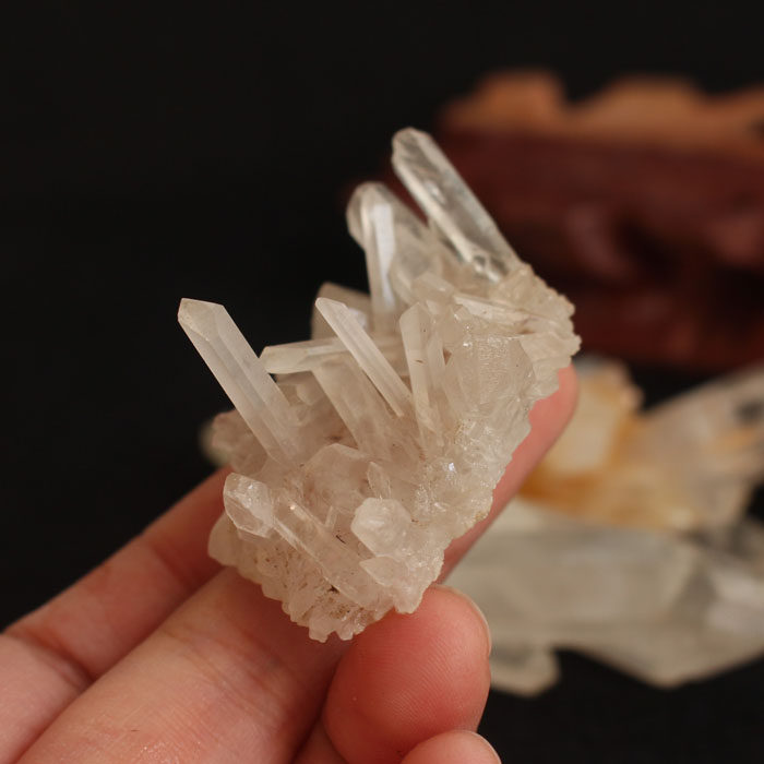 正品天然巴西白水晶簇原石原矿小摆件消磁净化鱼缸花盆景石